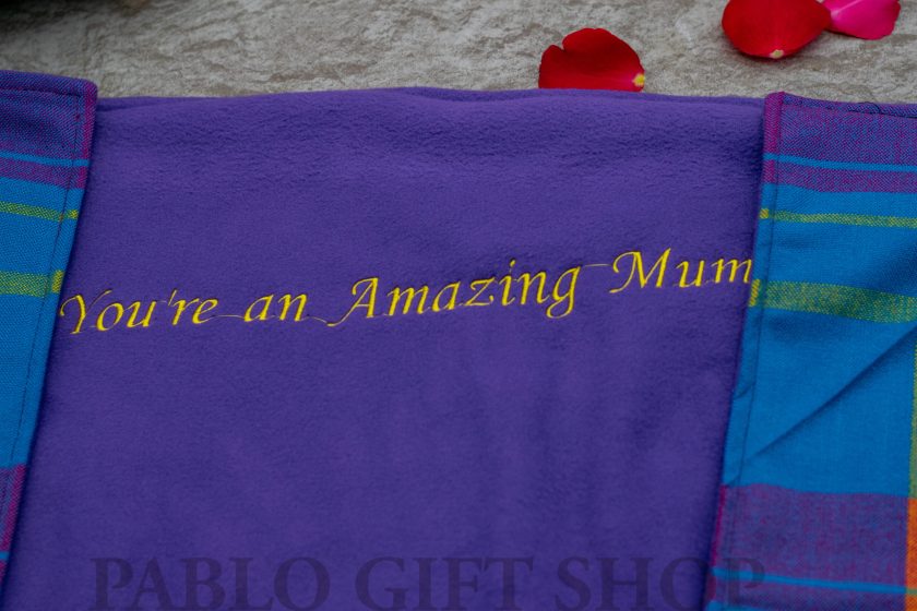 Amazing Mum Light Fleece Blanket