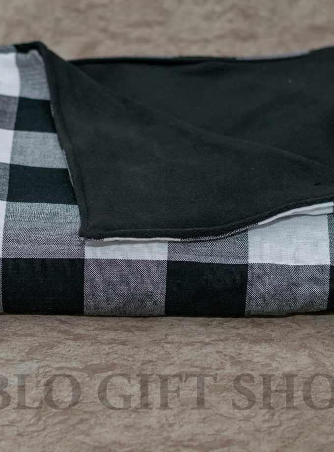 Black and White Maasai Light Fleece Blanket