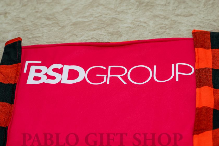 Customized Throw Red Blanket with Light Fleece