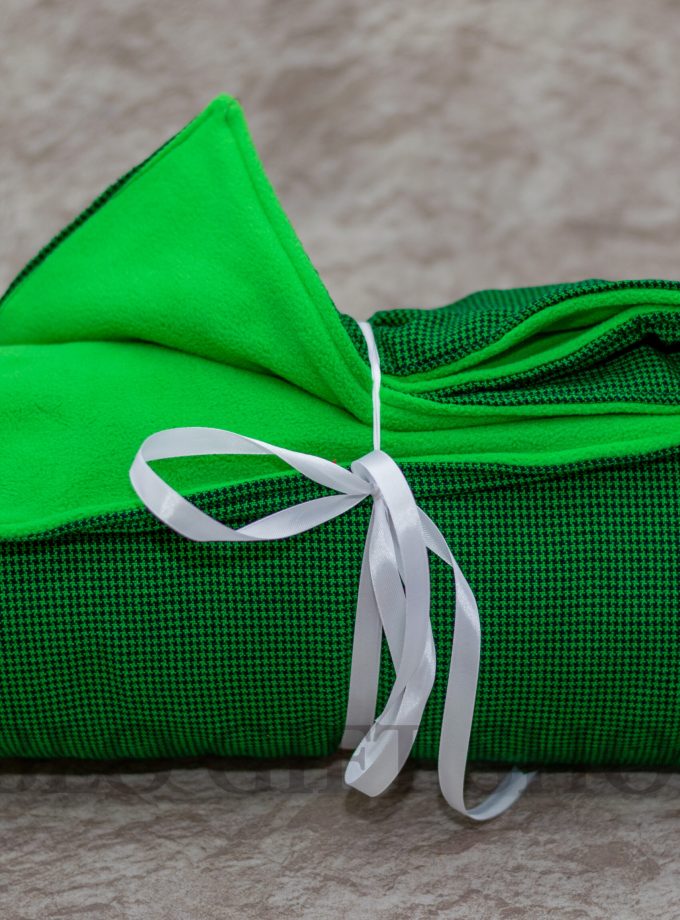 Green Maasai Light Fleece Throw