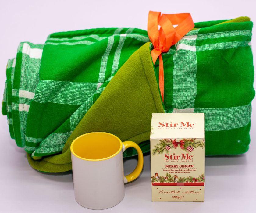 Maasai Light Fleece Blanket Gift Hamper