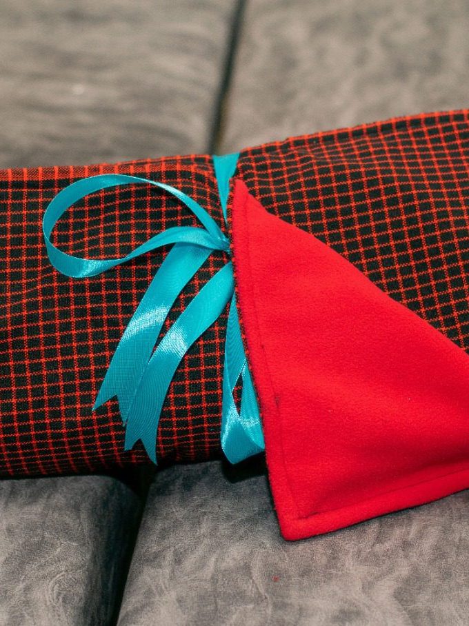 Simple Warm Cozy Maasai Blanket with Light Fleece